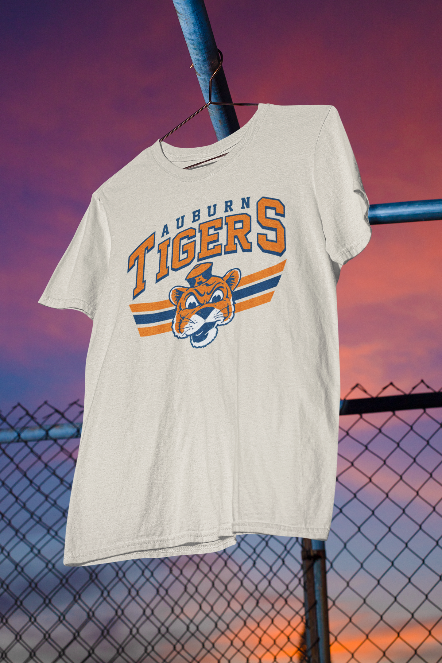 Vintage Auburn Tigers T-Shirt – Retro Aubie Mascot, Game Day Tee