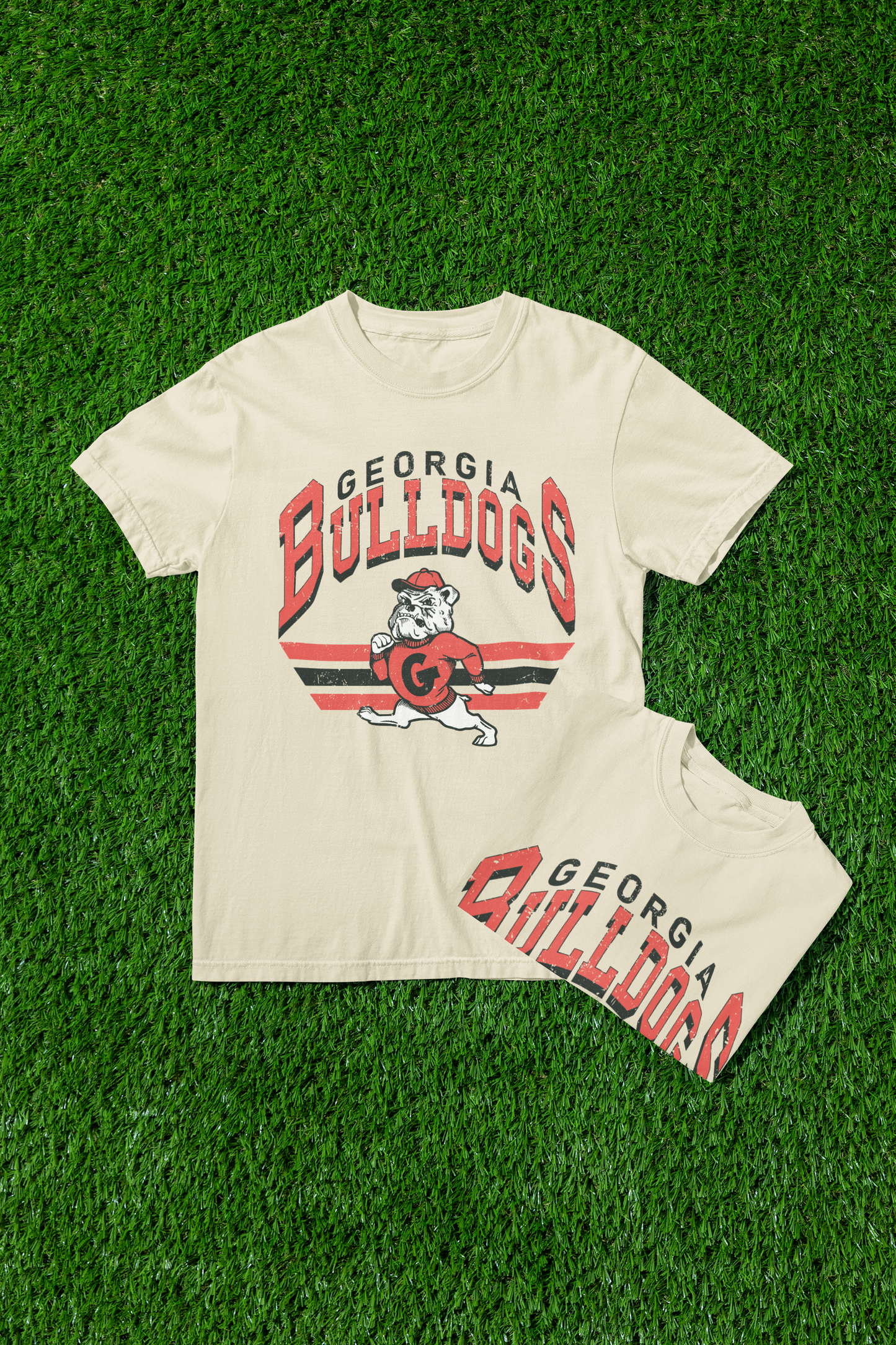 Vintage Georgia Bulldogs T-Shirt – Retro UGA Football Tee